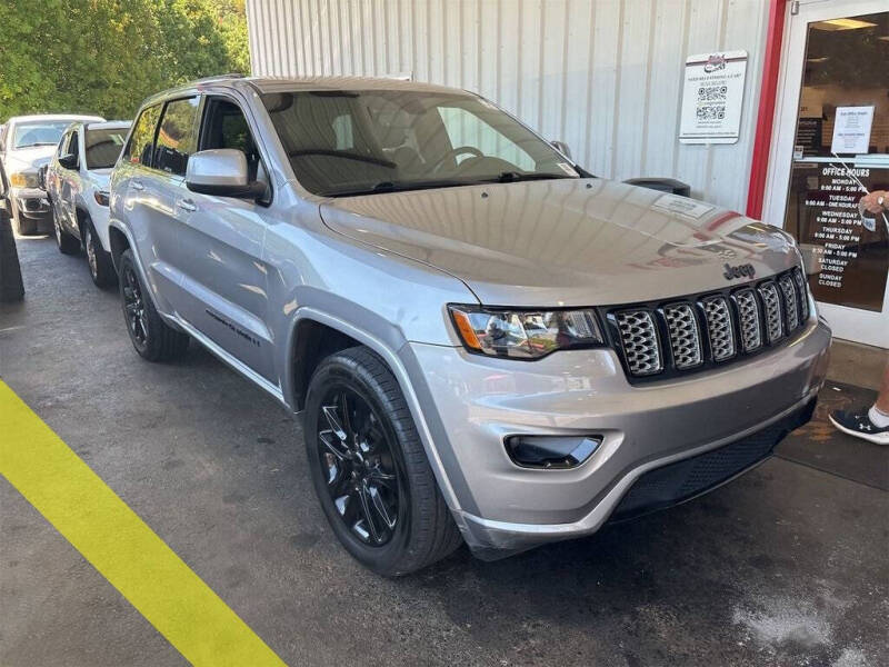 2020 Jeep Grand Cherokee Altitude