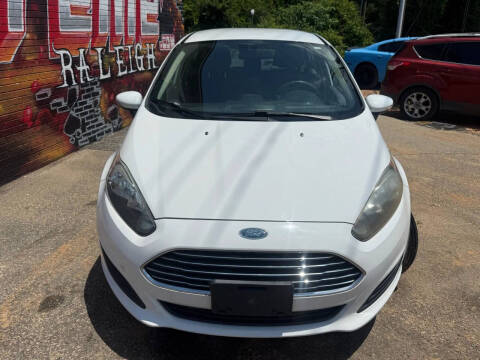 2015 Ford Fiesta SE