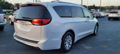 2018 Chrysler Pacifica Touring L