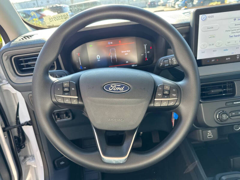 2025 Ford Maverick XL