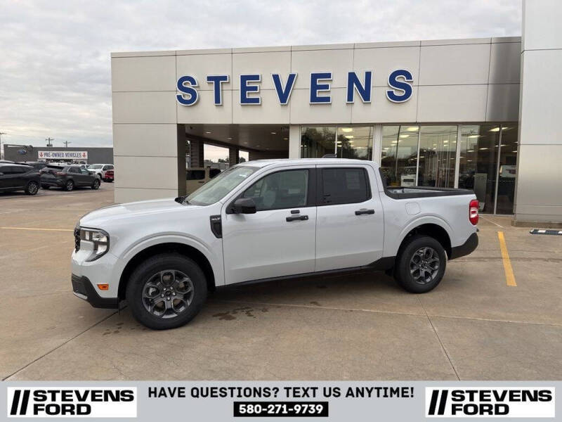 2025 Ford Maverick XLT's photo