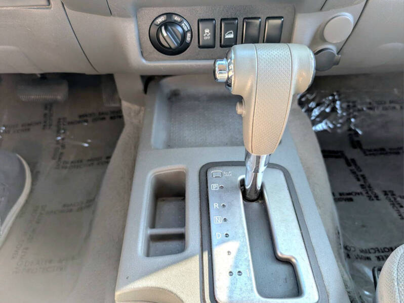 2012 Nissan Frontier S