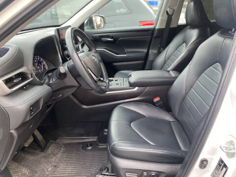 2022 Toyota Highlander XLE