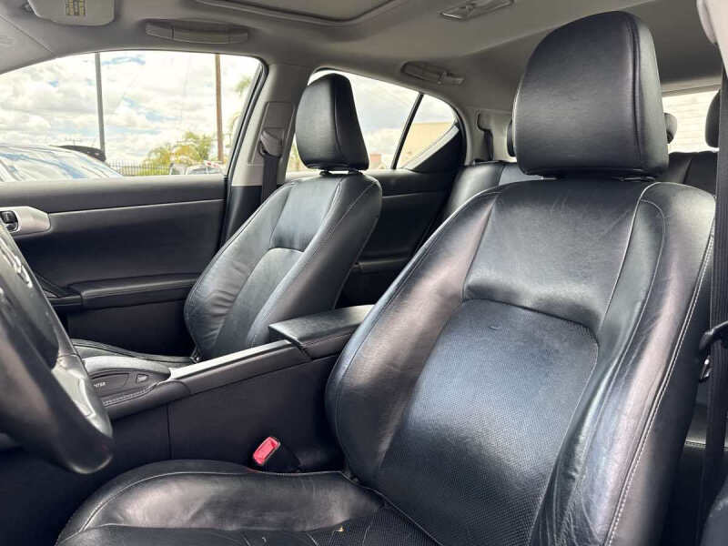 2011 Lexus CT 200h
