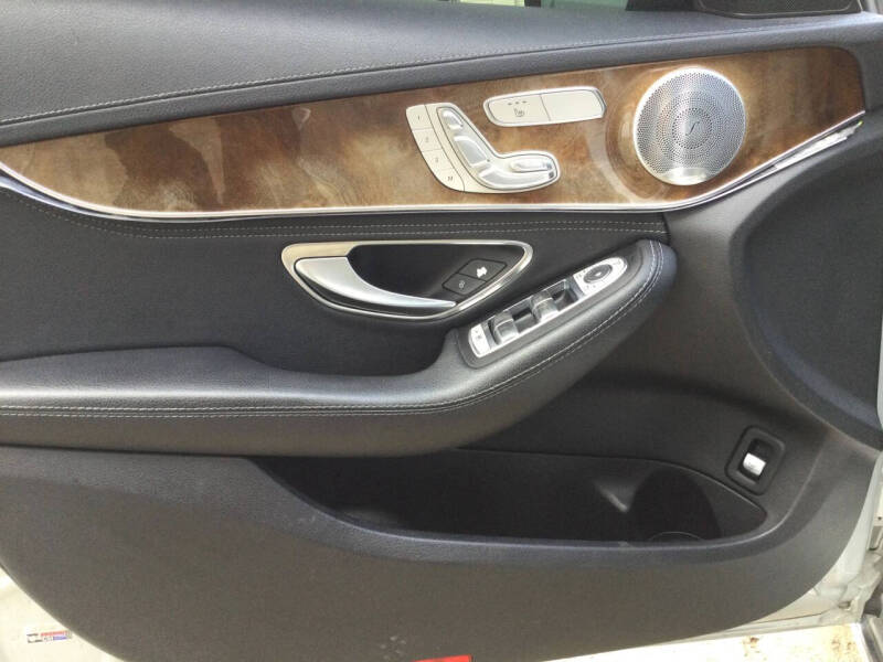 2016 Mercedes-Benz C-Class