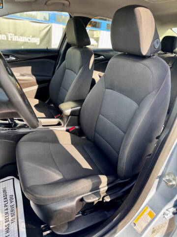 2018 Chevrolet Cruze LS Auto