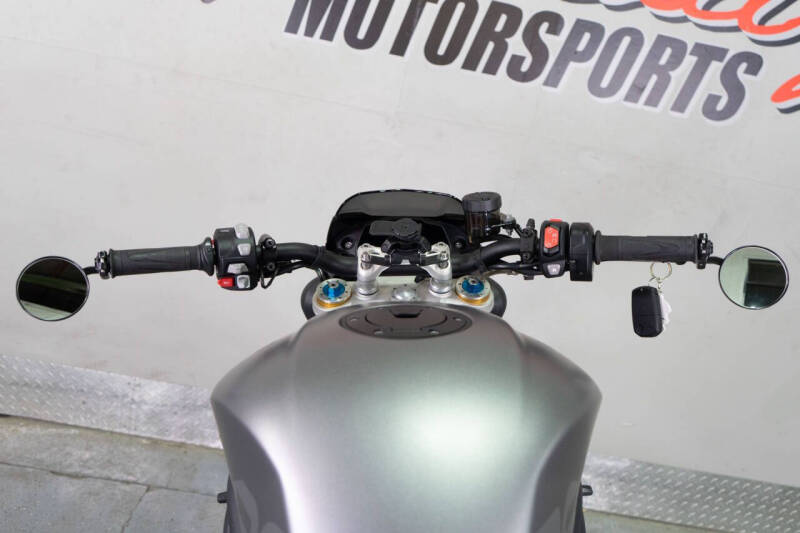 2023 Triumph Speed Triple 1200 RS
