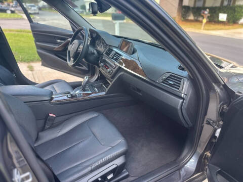 2013 BMW 3 Series 328i