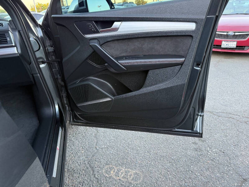 2018 Audi SQ5 3.0T quattro Premium Plus