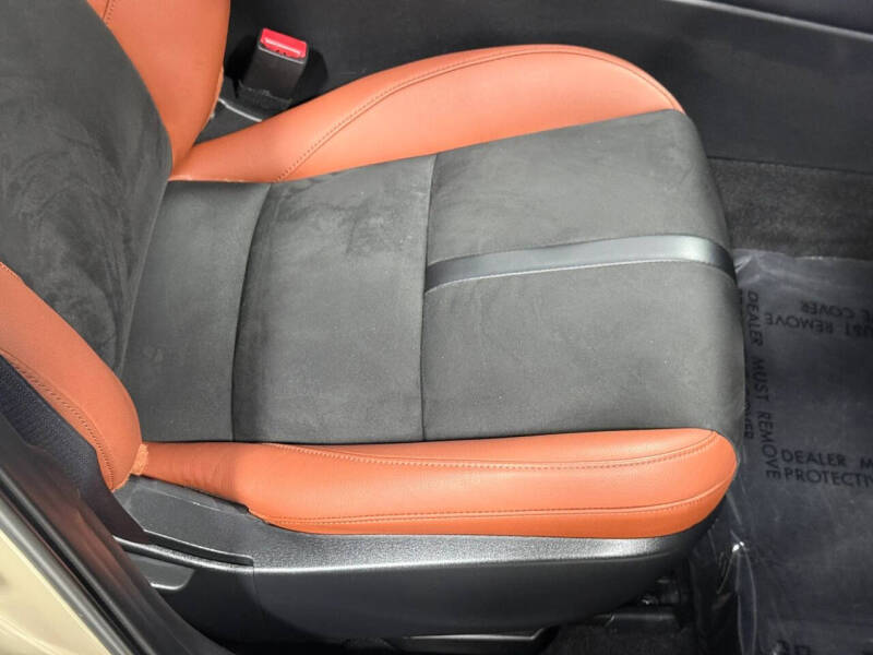 2024 Mazda Mazda3 Hatchback 2.5 Carbon Turbo