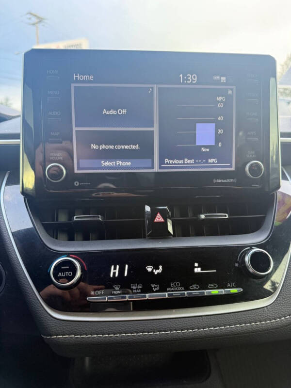 2022 Toyota Corolla Hatchback SE