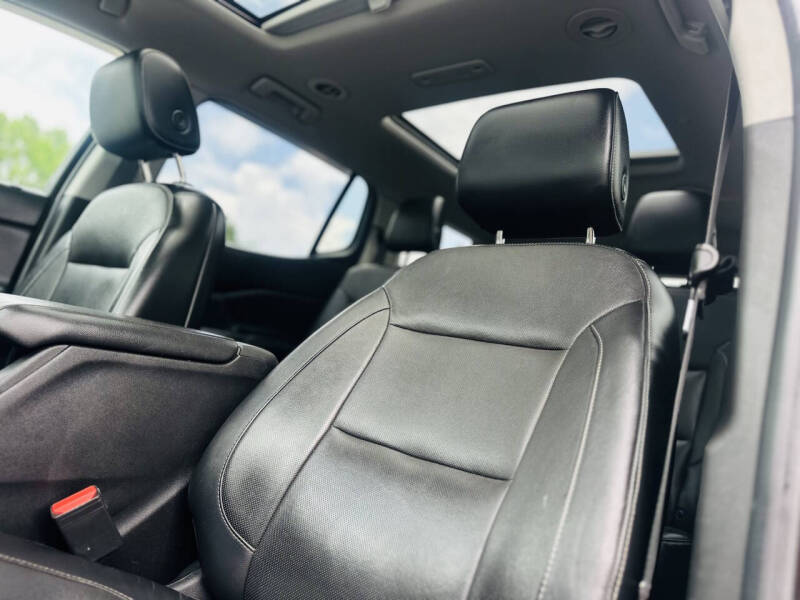 2017 GMC Acadia SLT-1