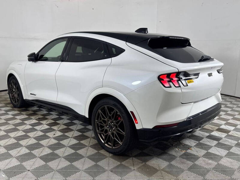 2025 Ford Mustang Mach-E GT