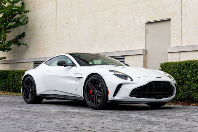 2025 Aston Martin Vantage