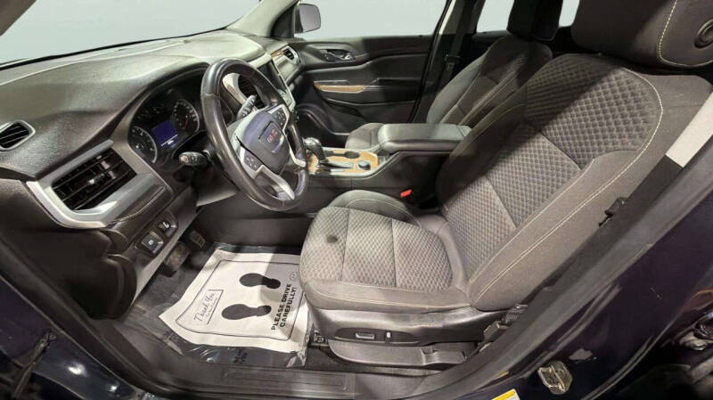 2019 GMC Acadia SLE-2