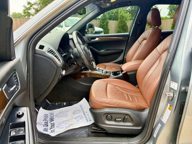 2011 Audi Q5 3.2 quattro Premium Plus