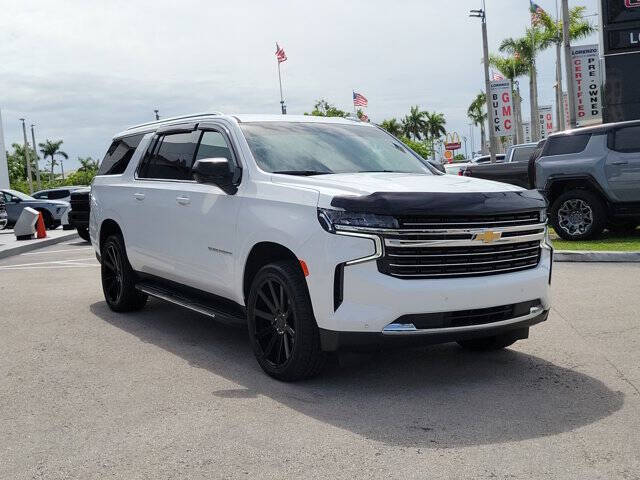 2023 Chevrolet Suburban LT