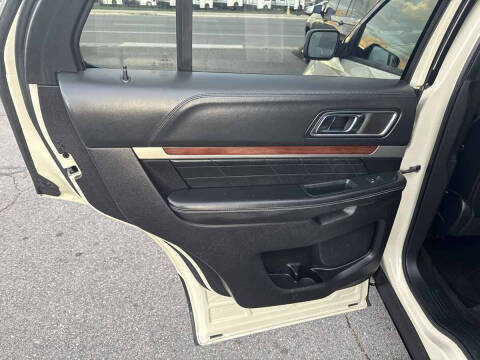 2018 Ford Explorer Platinum