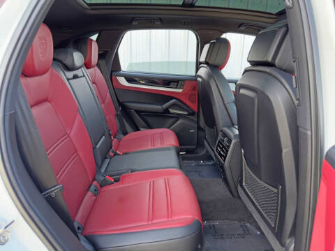 2024 Porsche Cayenne