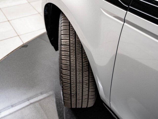 2023 Land Rover Range Rover Evoque P250 R-Dynamic SE