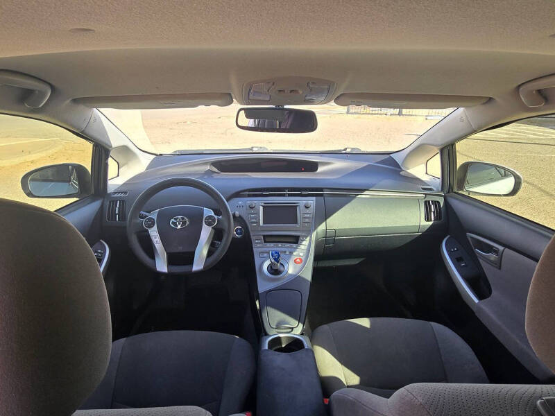 2014 Toyota Prius Two