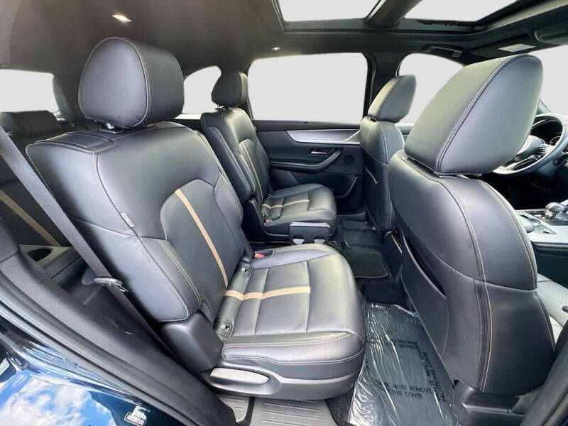 2024 Mazda CX-90 Plug-in Hybrid Premium Plus