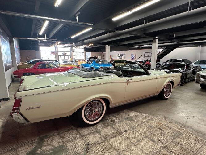 1971 Lincoln Continental