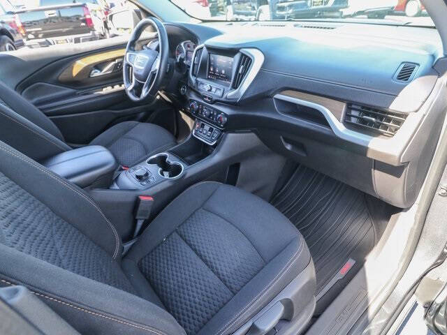 2020 GMC Terrain SLE