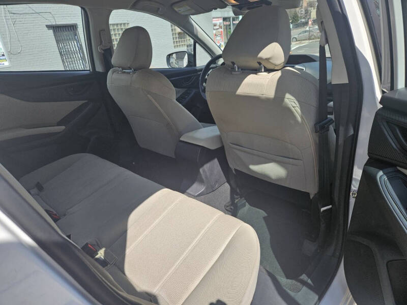 2019 Subaru Impreza 2.0i