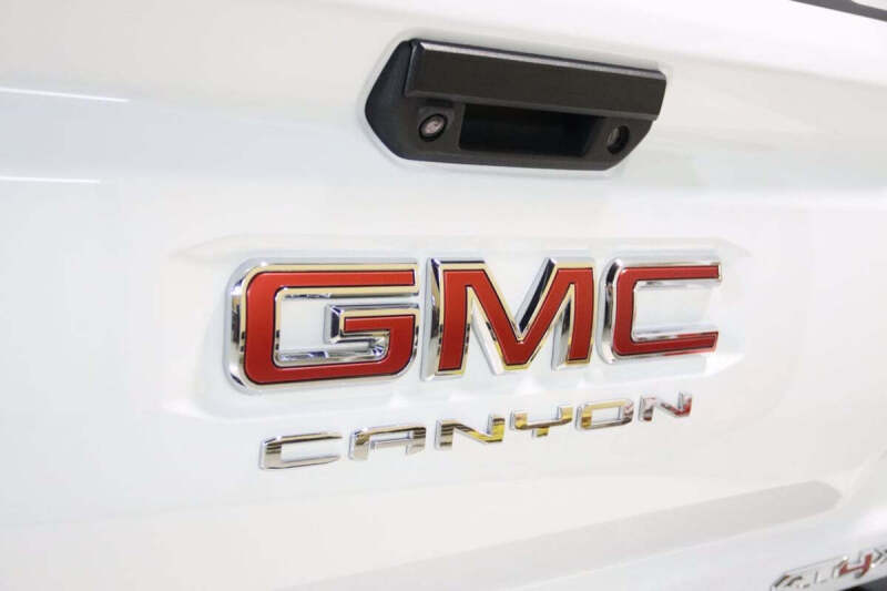 2023 GMC Canyon AT4X