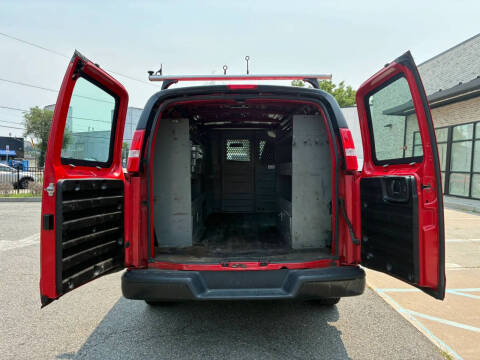 2019 GMC Savana 2500