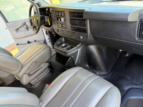 2016 Chevrolet Express LS 2500