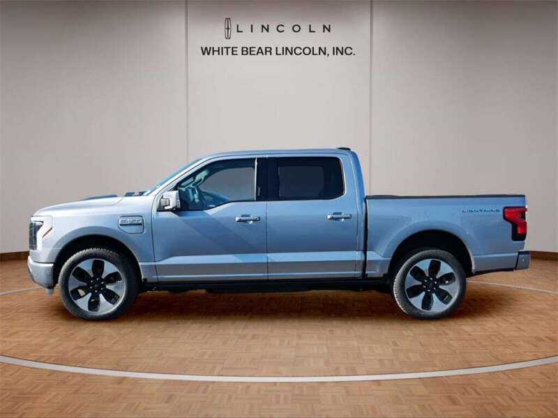 2023 Ford F-150 Lightning Platinum