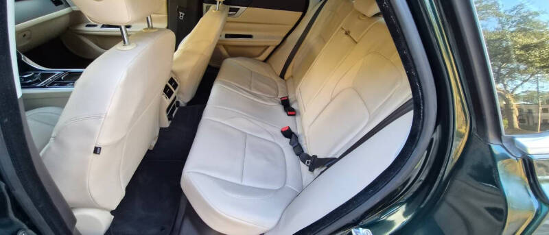 2017 Jaguar XF 20d Premium