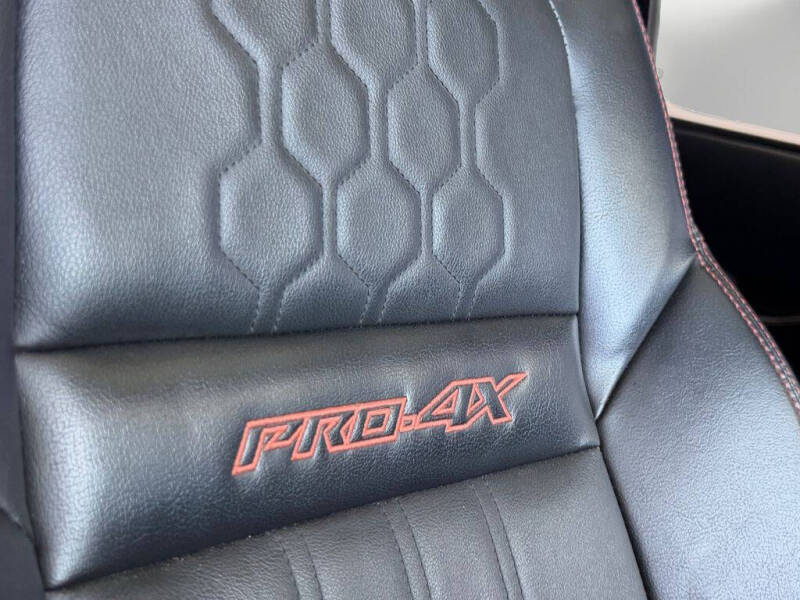 2024 Nissan Frontier PRO-4X