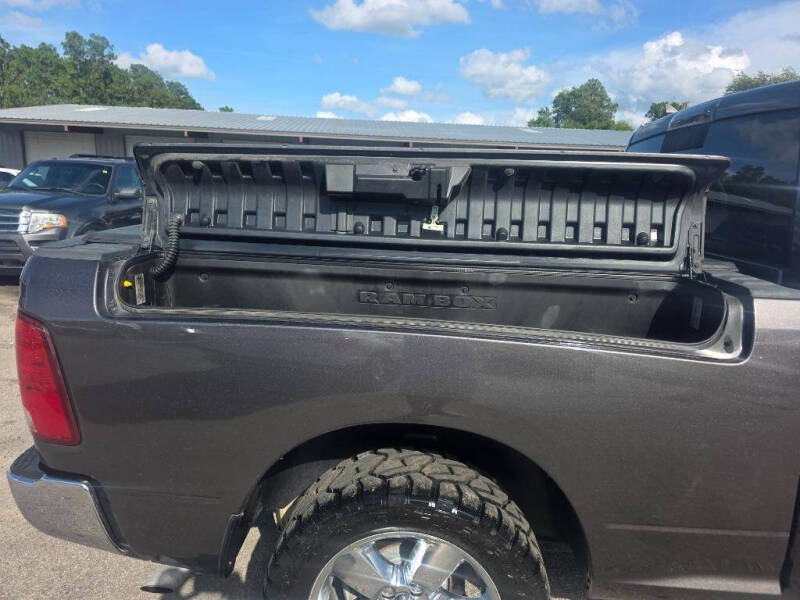 2016 RAM 1500 SLT