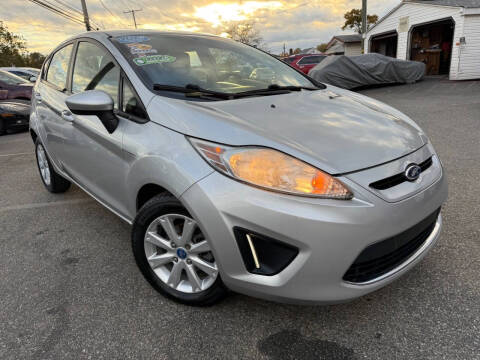 2012 Ford Fiesta SE