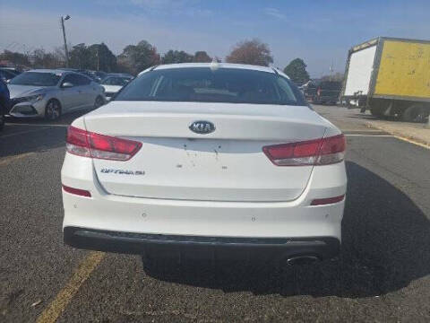 2020 Kia Optima LX
