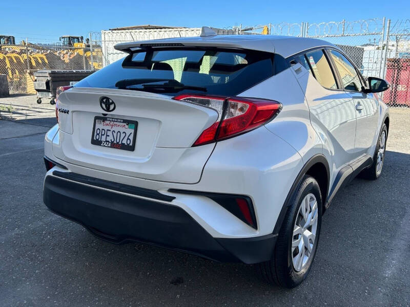 2020 Toyota C-HR LE