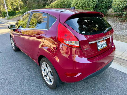2011 Ford Fiesta SES
