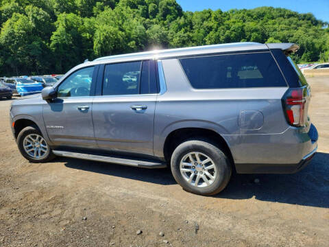 2022 Chevrolet Suburban LT
