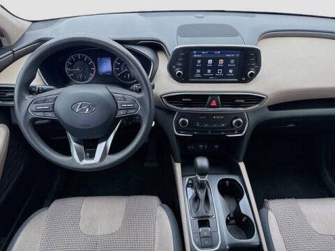 2020 Hyundai Santa Fe SE