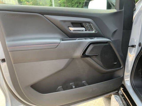 2025 Chevrolet Silverado EV RST