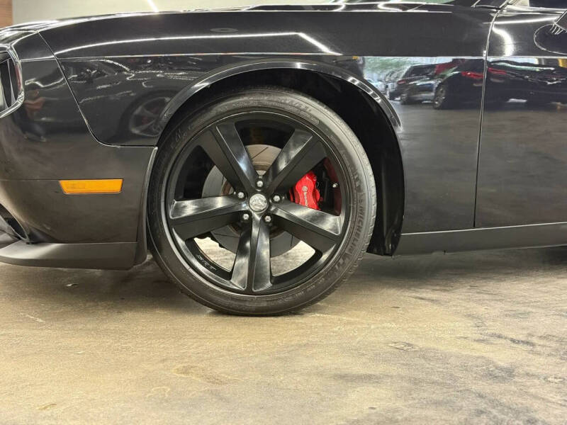 2009 Dodge Challenger SRT8