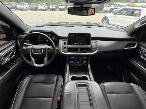2023 GMC Yukon XL SLT