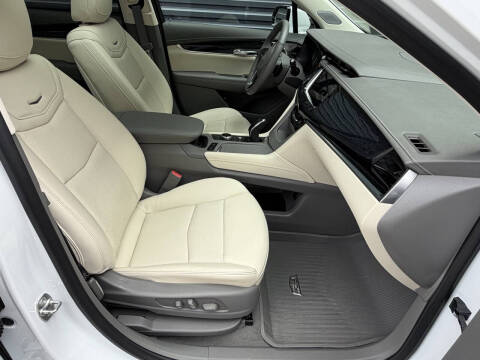 2024 Cadillac XT6 Premium Luxury