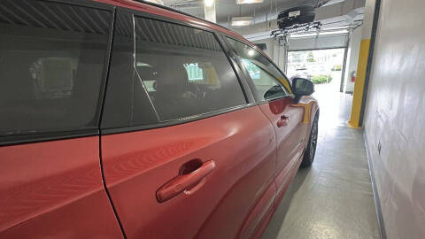 2024 Volvo XC60 B5 Core Dark Theme