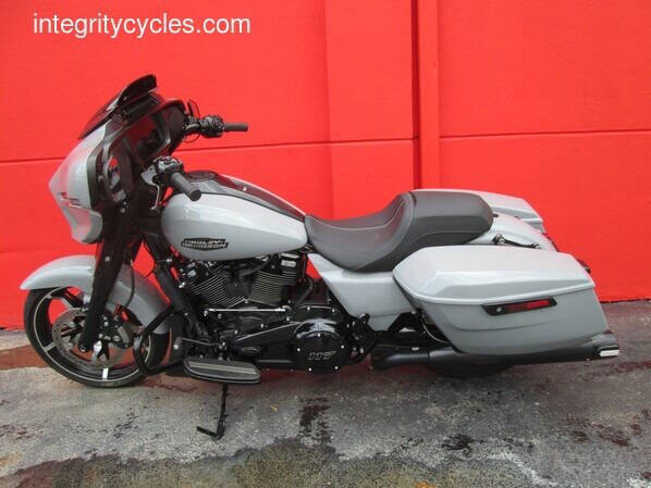 2024 Harley-Davidson Street Glide