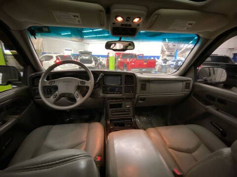 2003 GMC Yukon Denali