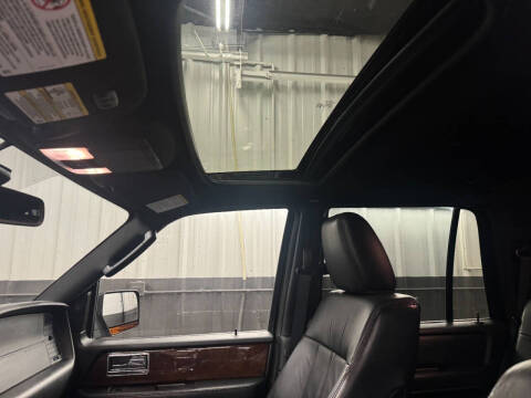 2016 Lincoln Navigator Select